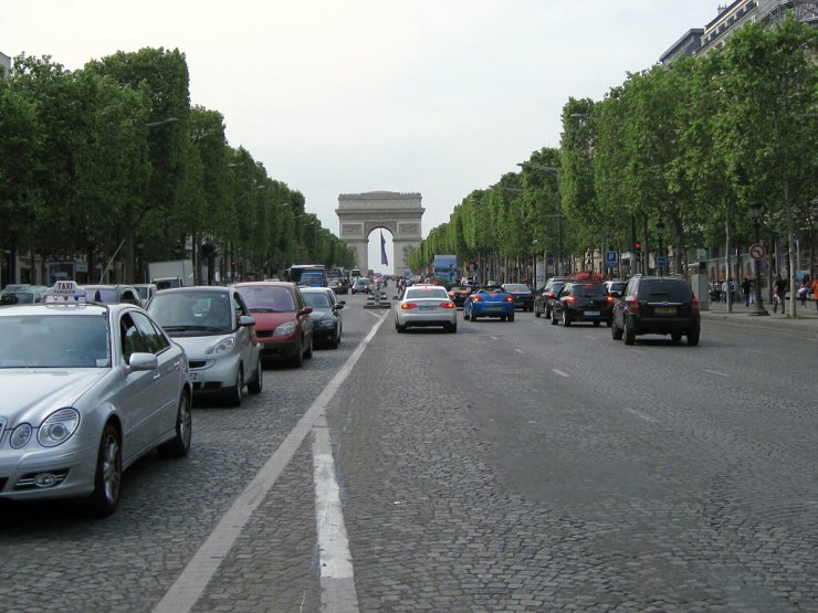 img_Champs-Elysées 04.jpg